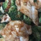 Best Chicken with Broccoli in Danbury, CT