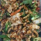 Best Chicken with Mixed Vegetables in Danbury, CT