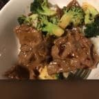 Best Beef Broccoli in Garlic Sauce in Danbury, CT