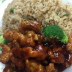 Best General Tso's Chicken in Danbury, CT